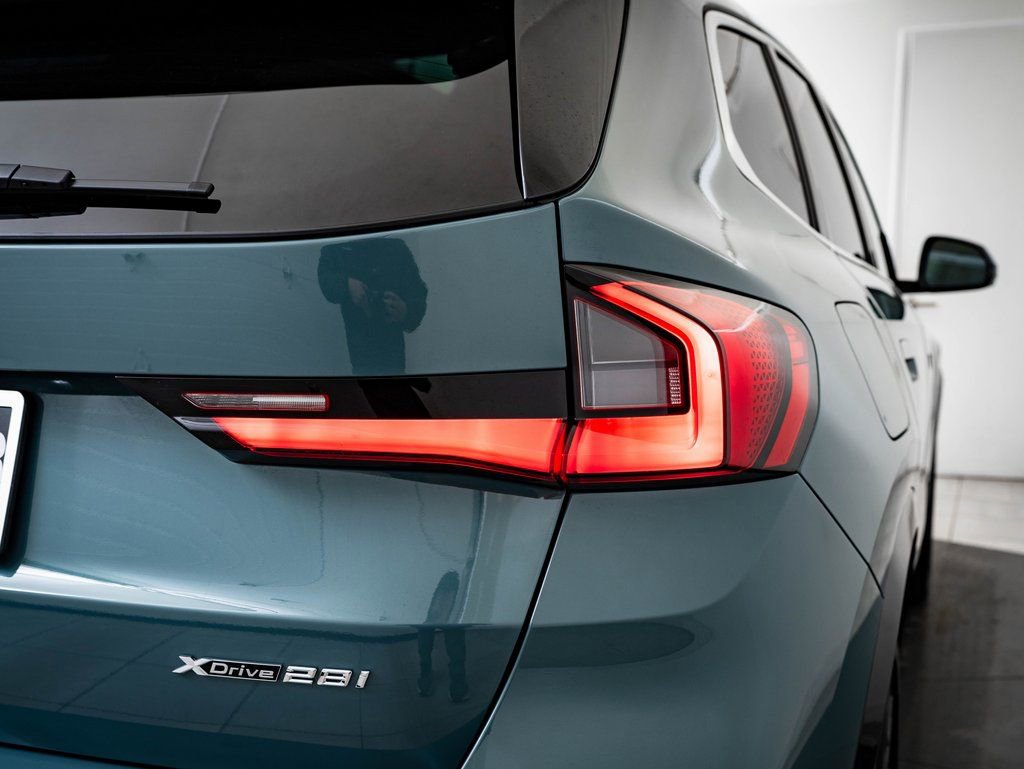 Certified 2025 BMW X1 xDrive28i image 16