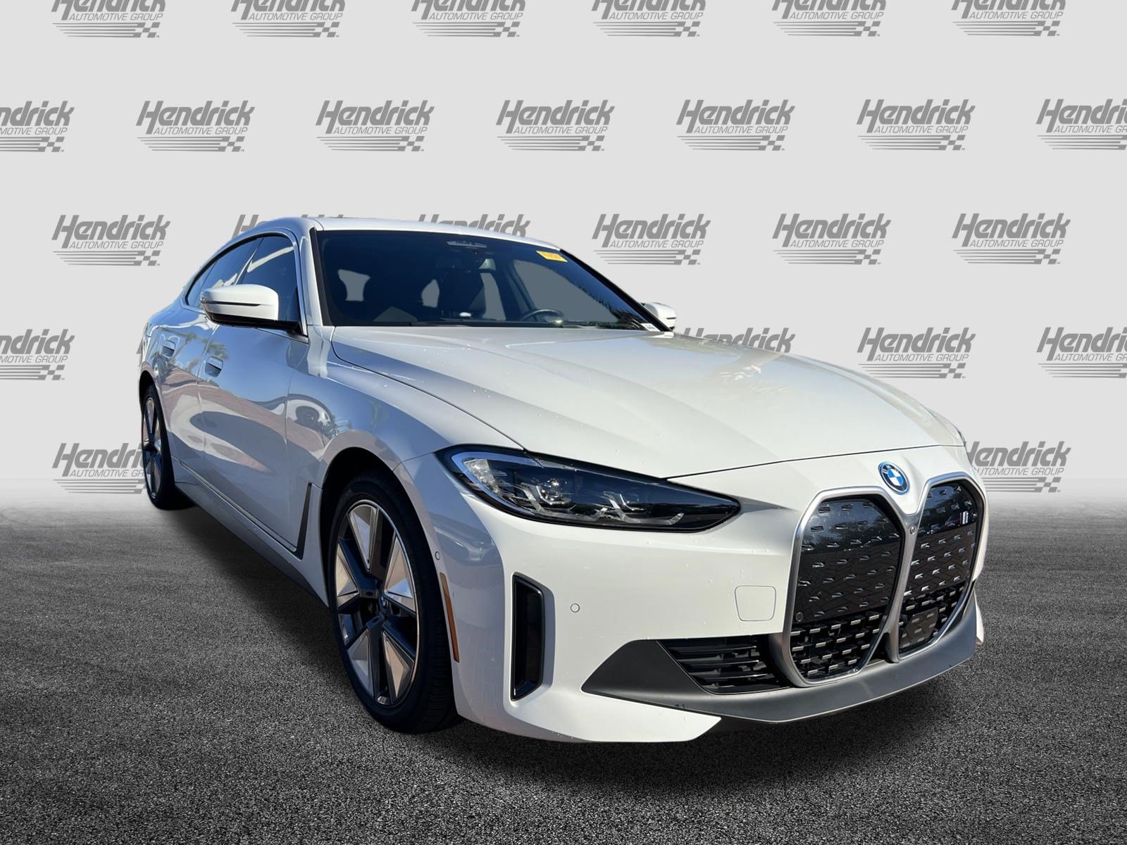 Certified 2024 BMW i4 eDrive40 w/ Premium Package RWD image 2