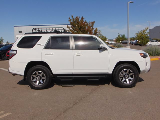 Used 2024 Toyota 4Runner TRD Off-Road Premium AWD/4WD image 3