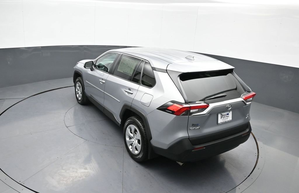 Certified 2023 Toyota RAV4 LE image 39