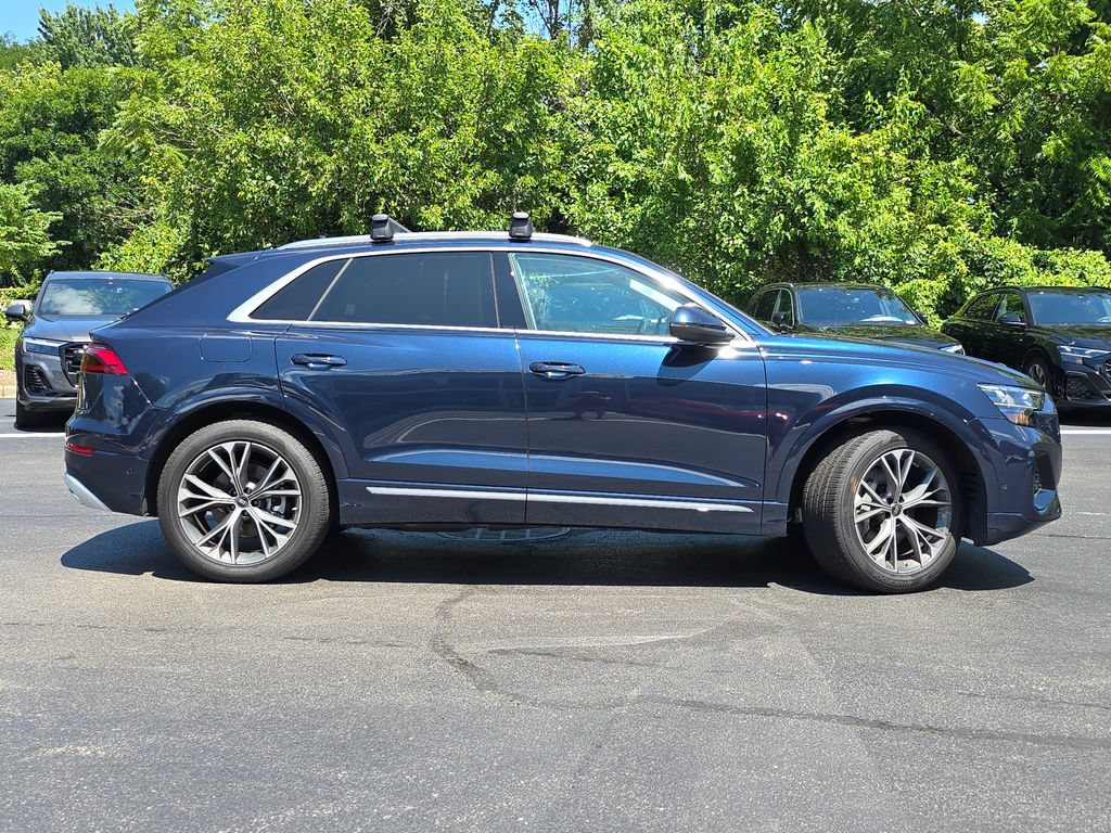 Certified 2025 Audi Q8 Prestige AWD/4WD image 9