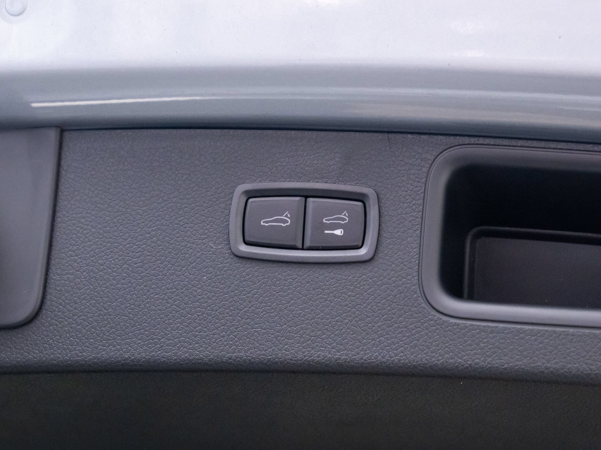 Certified 2026 Porsche Macan AWD/4WD image 34