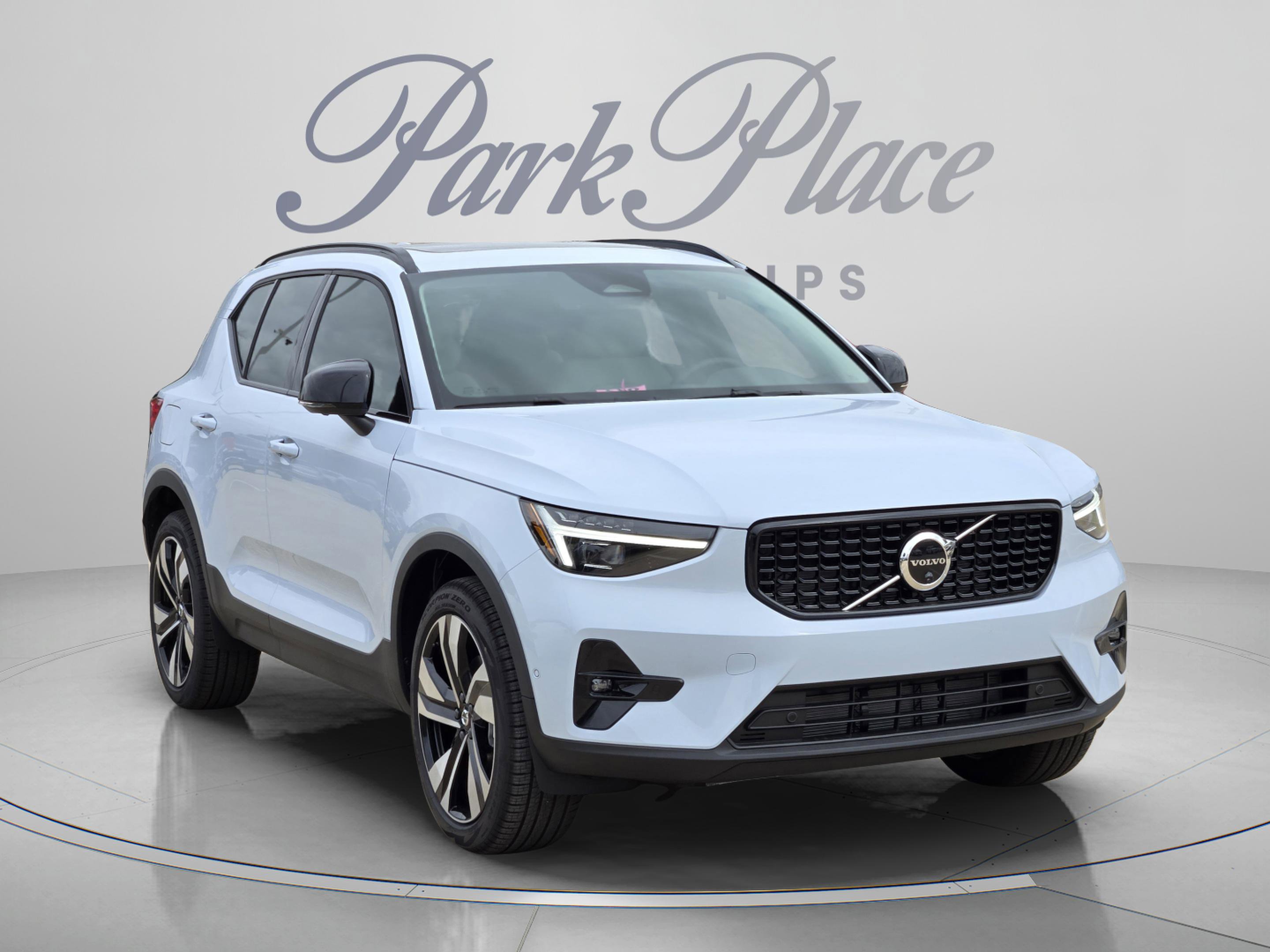 New 2026 Volvo XC40 B5 Ultra w/ Protection Package Premier AWD/4WD image 8