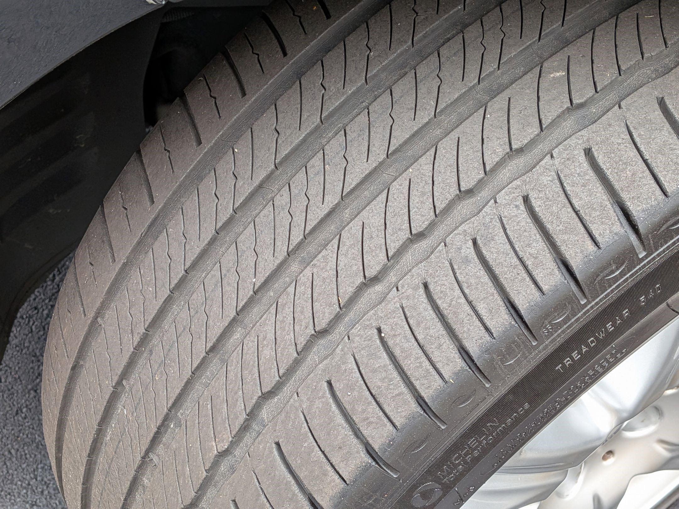 Used 2013 Mercedes-Benz E 350 4MATIC Sedan image 12