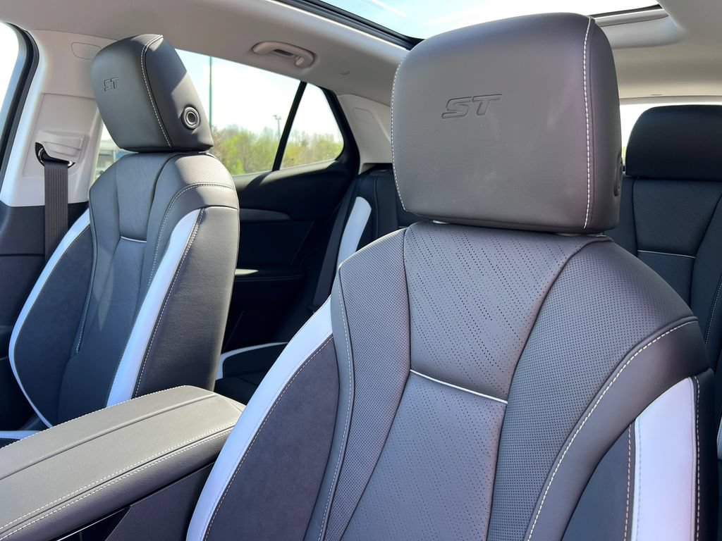 New 2026 Buick Envision Sport Touring AWD/4WD image 12