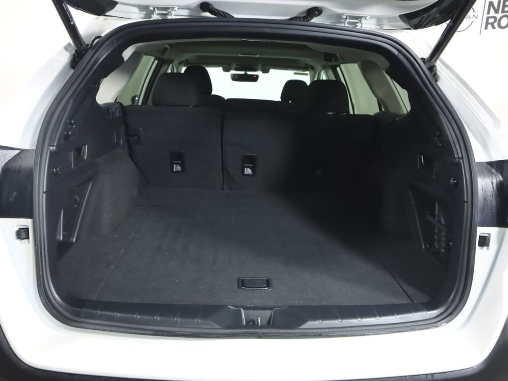 Used 2022 Subaru Outback Premium AWD/4WD image 21