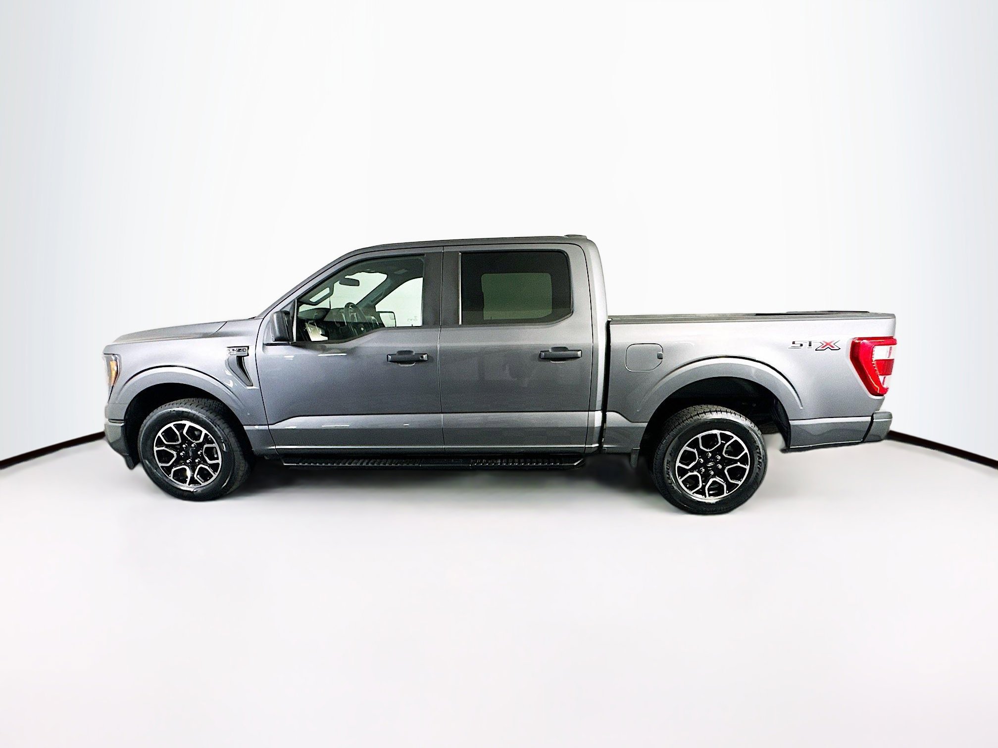 Used 2023 Ford F150 XL w/ STX Appearance Package image 4