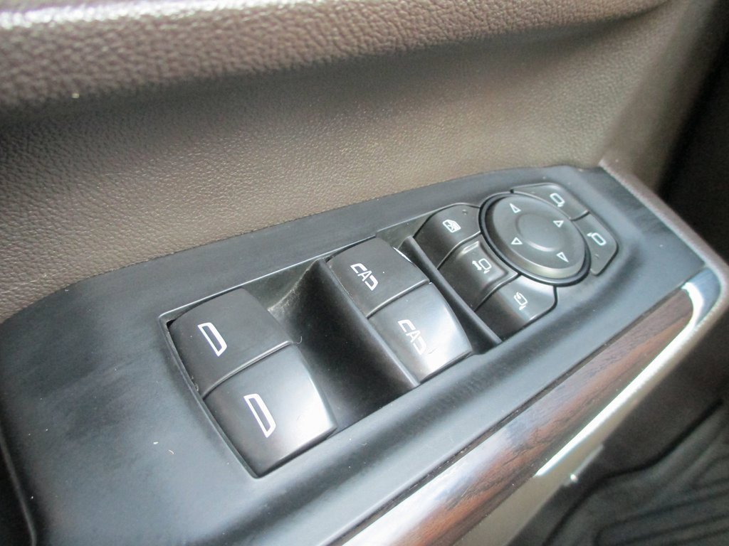 Used 2023 GMC Sierra 3500 SLT w/ SLT Premium Package image 27