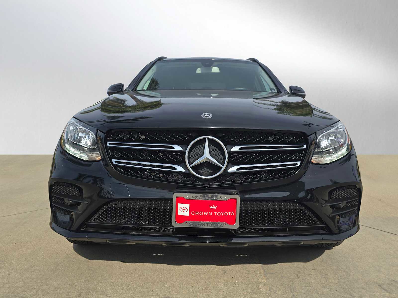 Used 2017 Mercedes-Benz GLC 300 4MATIC image 8