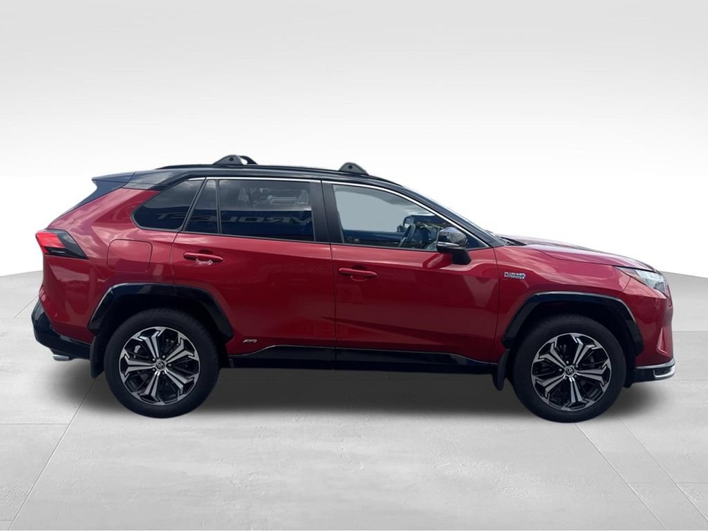 Used 2022 Toyota RAV4 XSE w/ Weather Package AWD/4WD image 9