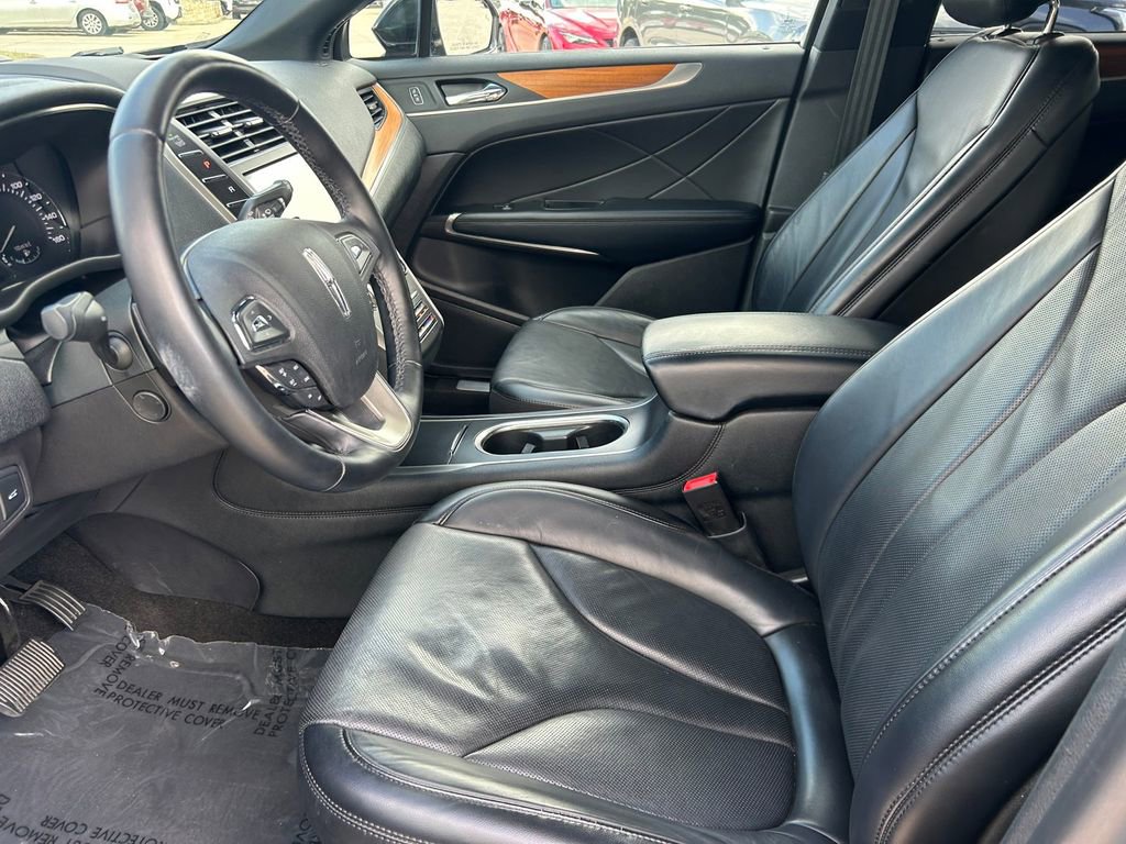 Used 2019 Lincoln MKC Reserve w/ MKC Climate Package FWD image 11