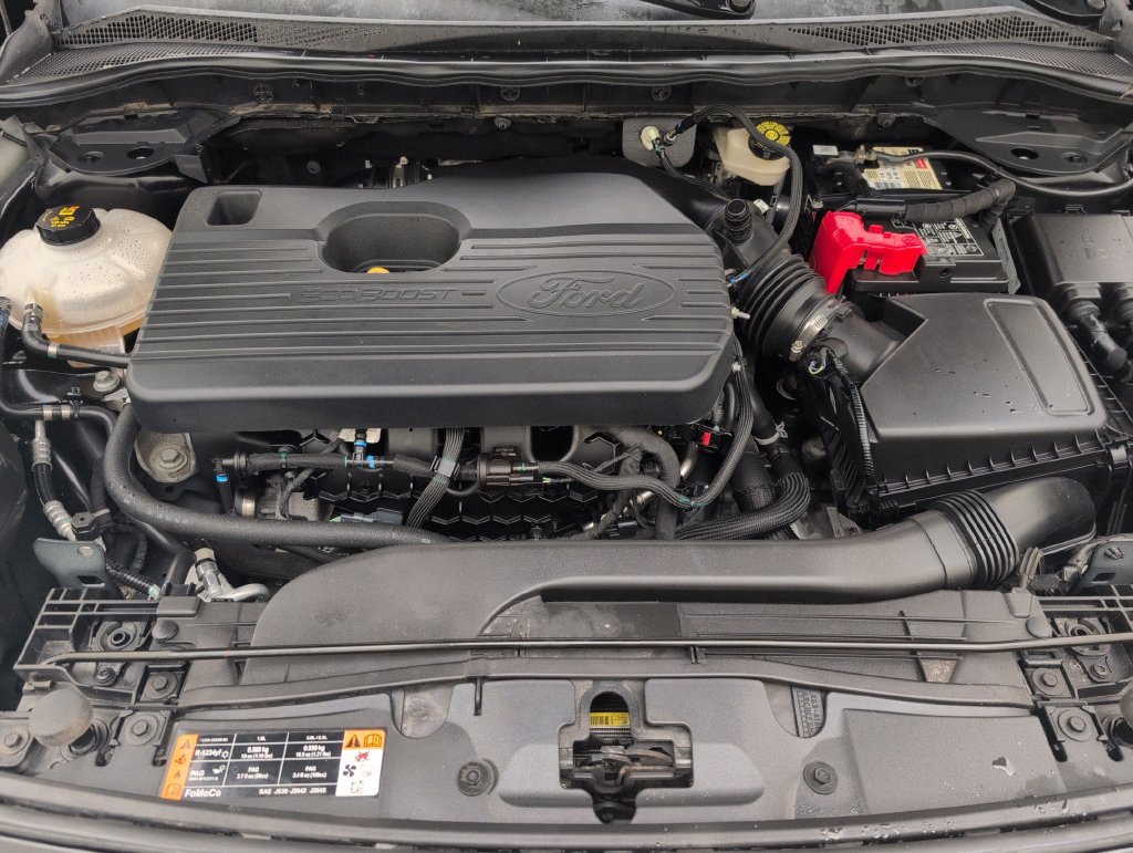 Certified 2020 Ford Escape Titanium AWD/4WD image 39
