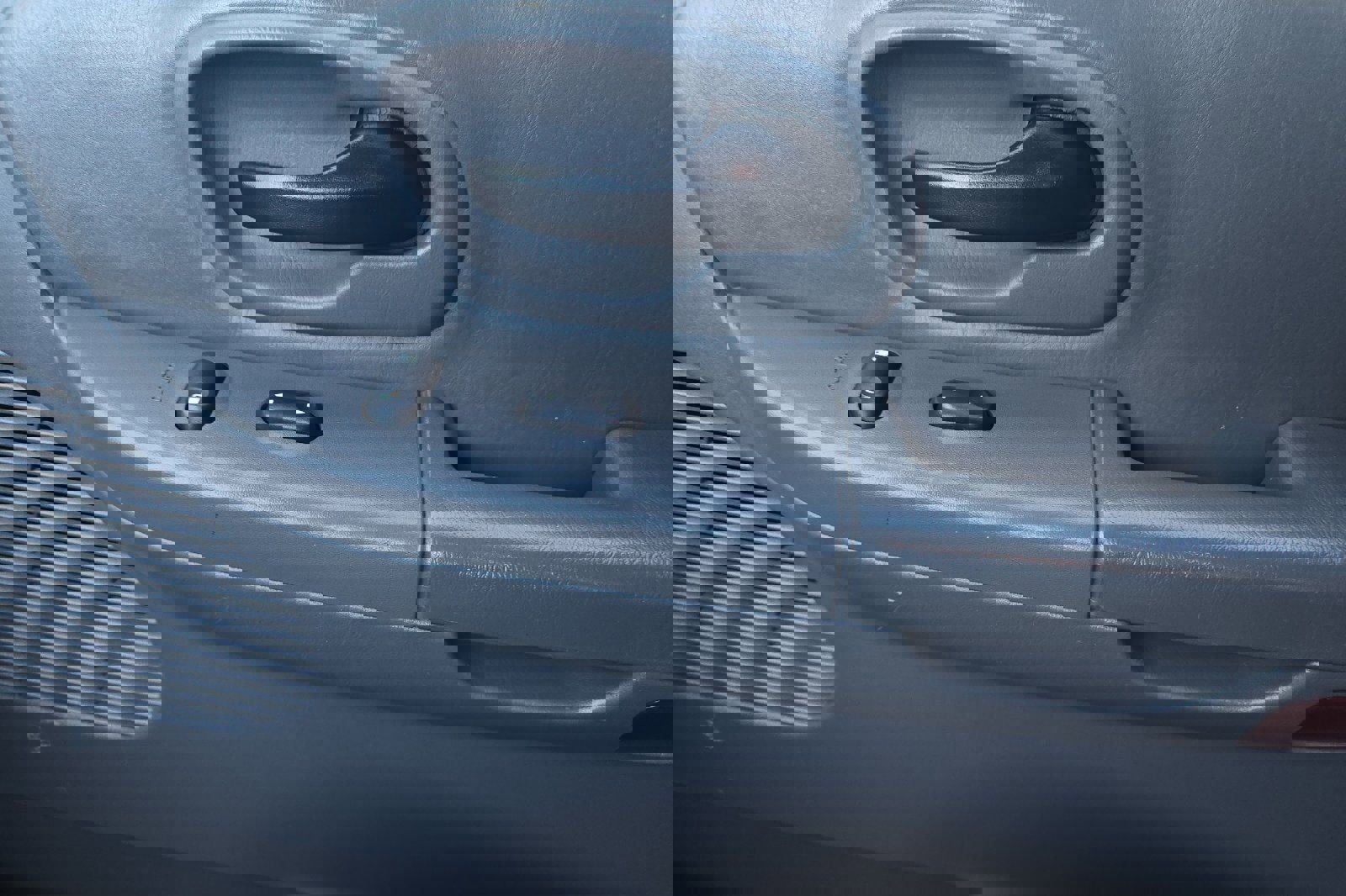 Used 2003 Ford F150 XLT AWD/4WD image 18