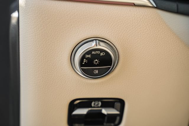 Used 2023 Mercedes-Benz GLC 300 4MATIC image 40