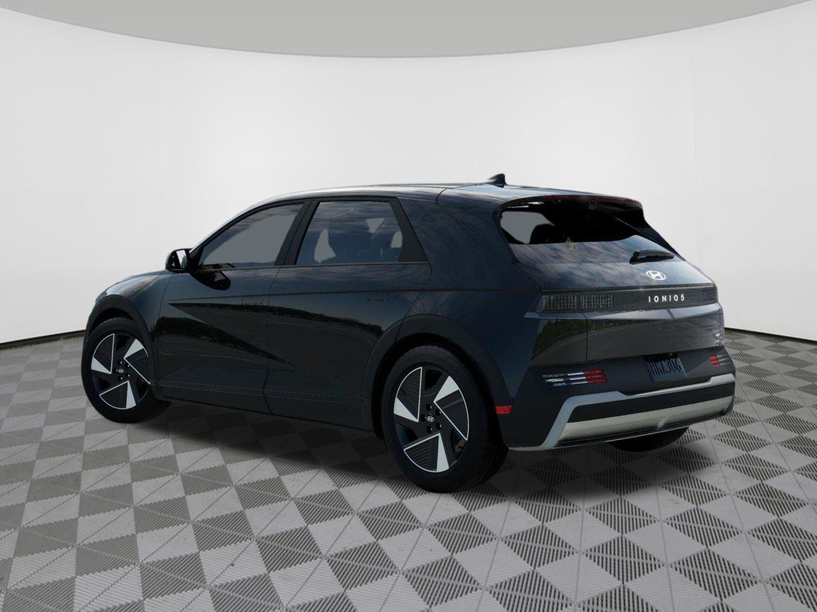 New 2026 Hyundai Ioniq 5 SE AWD/4WD image 5