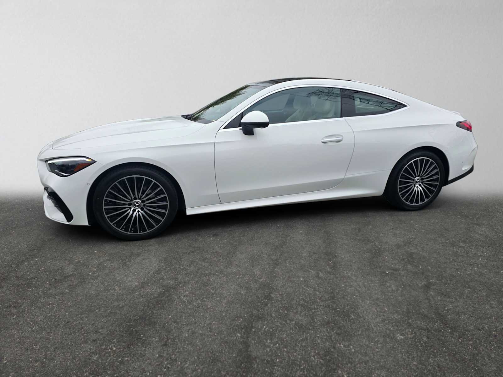 Used 2026 Mercedes-Benz CLE 300 4MATIC Coupe image 6