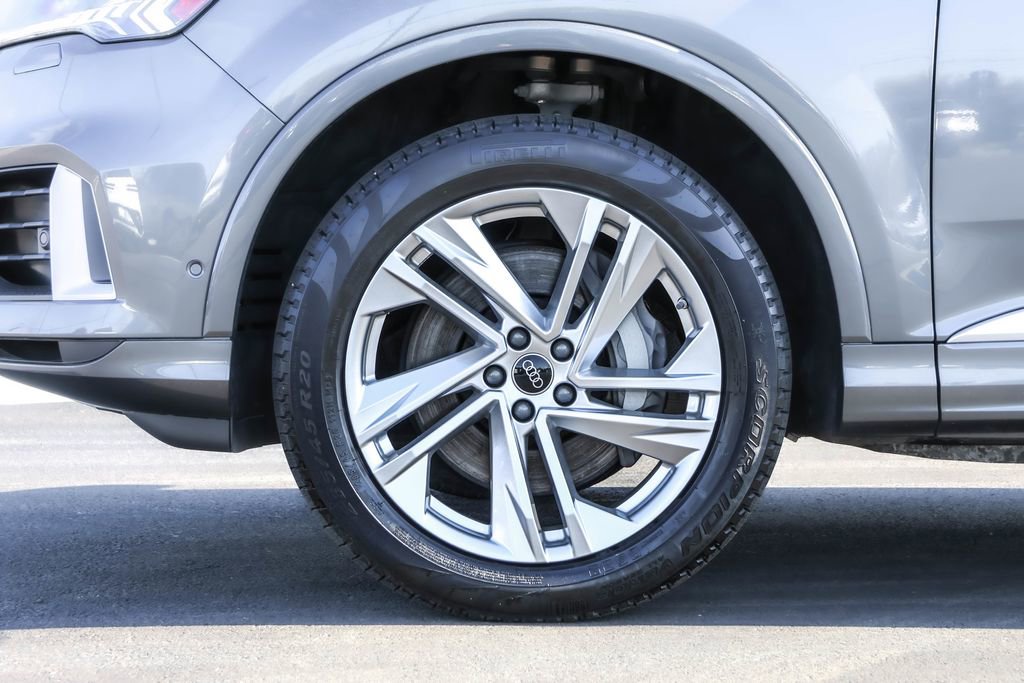 Used 2024 Audi Q7 3.0T Premium Plus AWD/4WD image 17