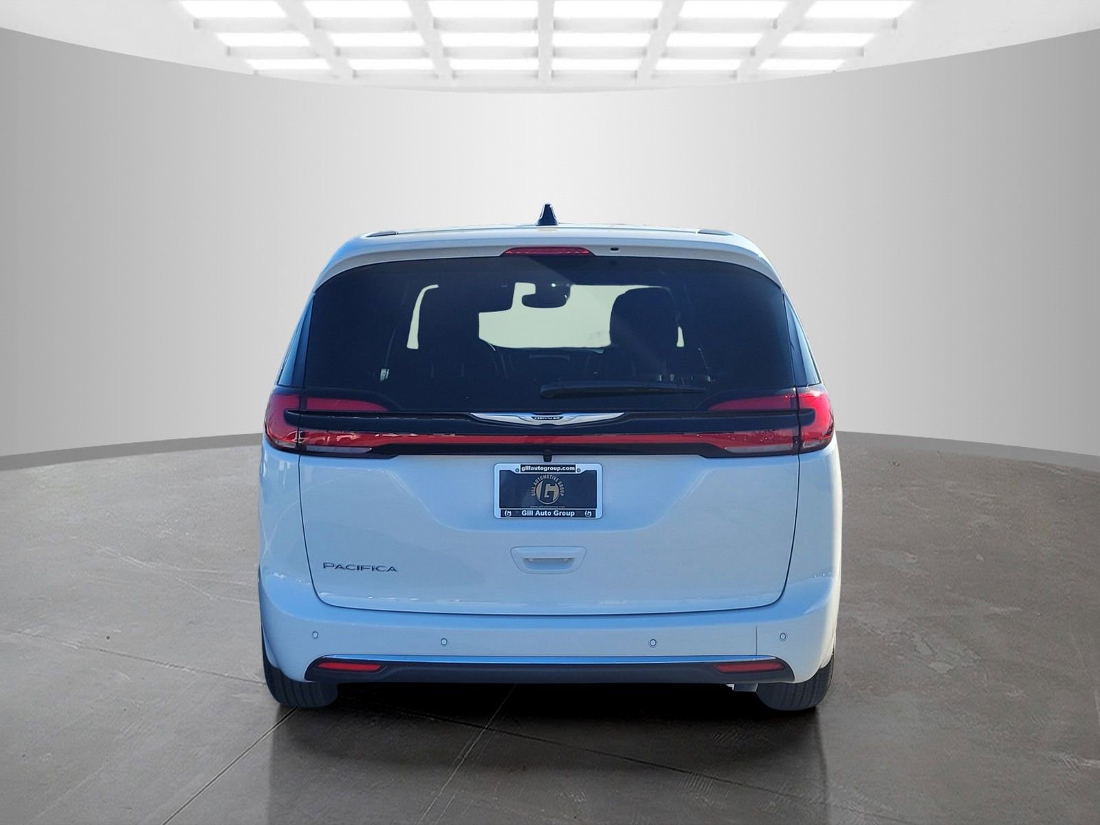 New 2026 Chrysler Pacifica Select FWD image 5