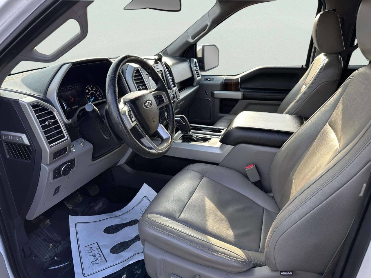 Used 2015 Ford F150 Lariat w/ Equipment Group 502A Luxury AWD/4WD image 11