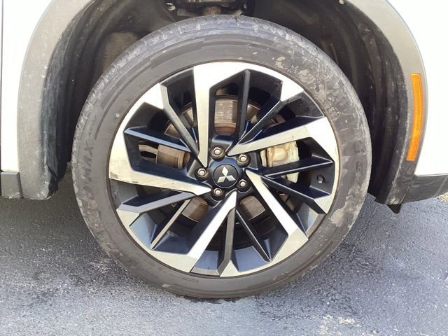 Used 2022 Mitsubishi Outlander ES image 8