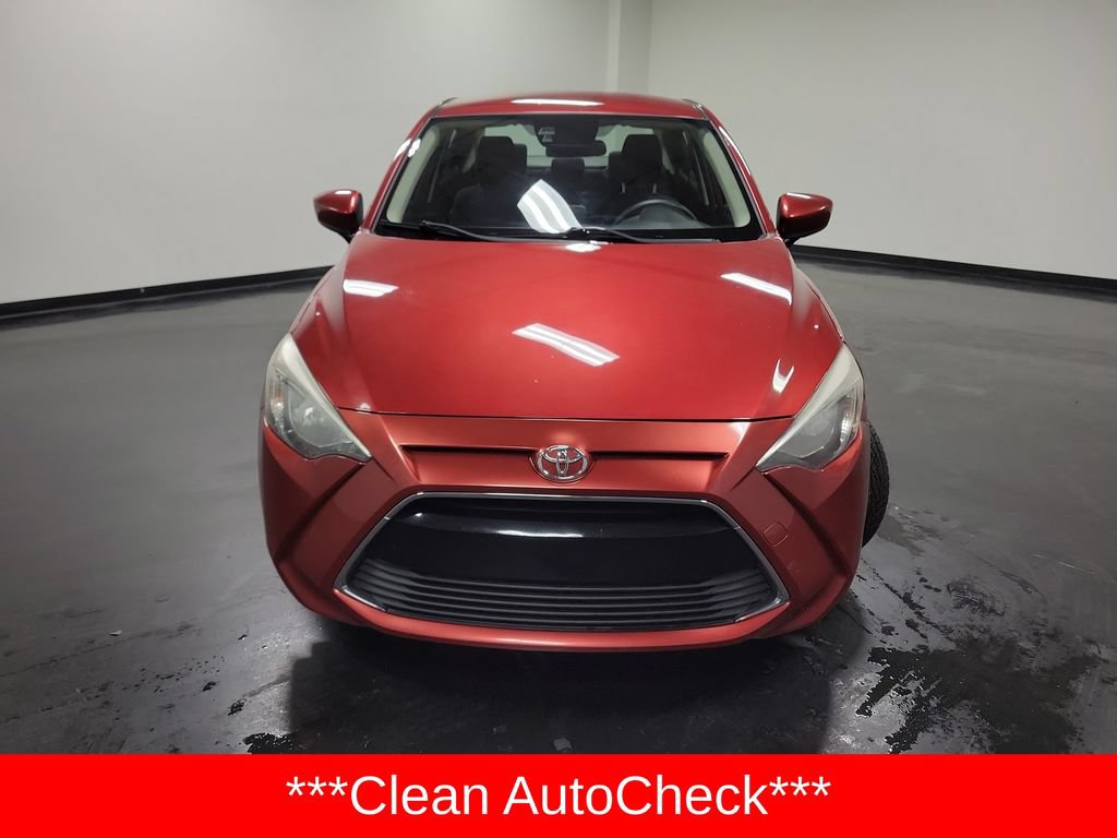 Used 2017 Toyota Yaris iA FWD image 2