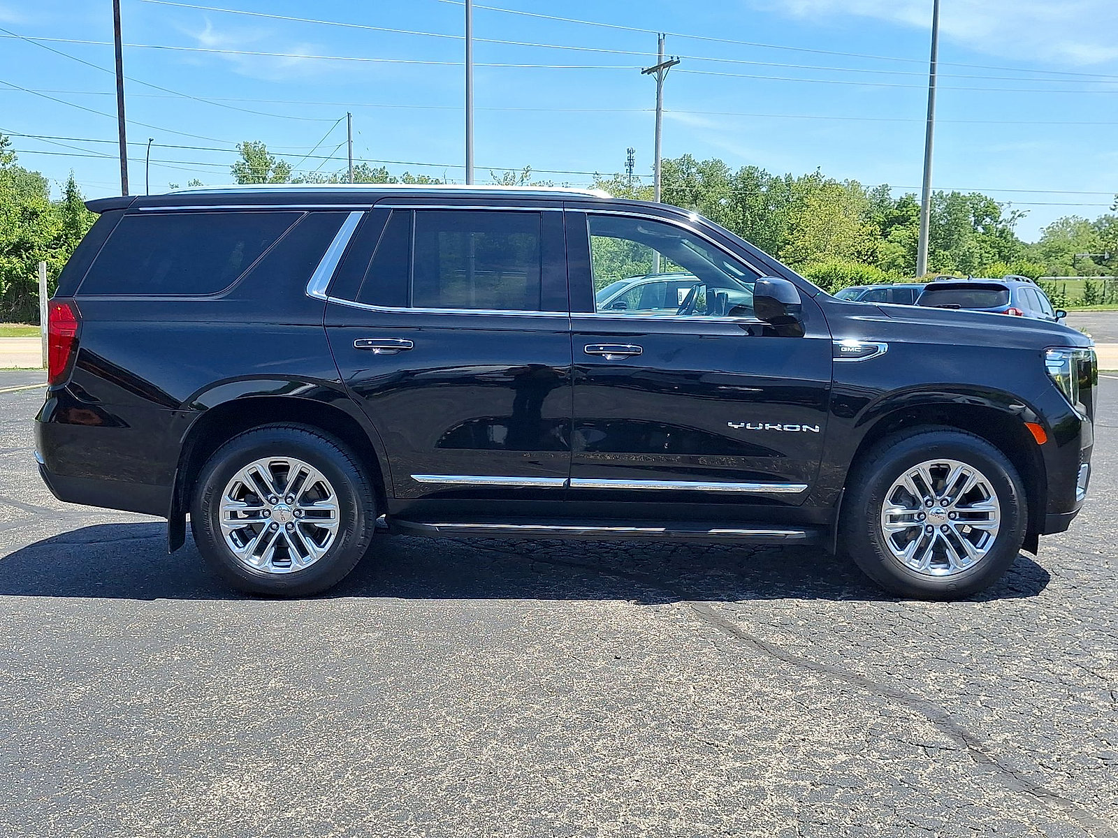 Used 2021 GMC Yukon SLT AWD/4WD image 26