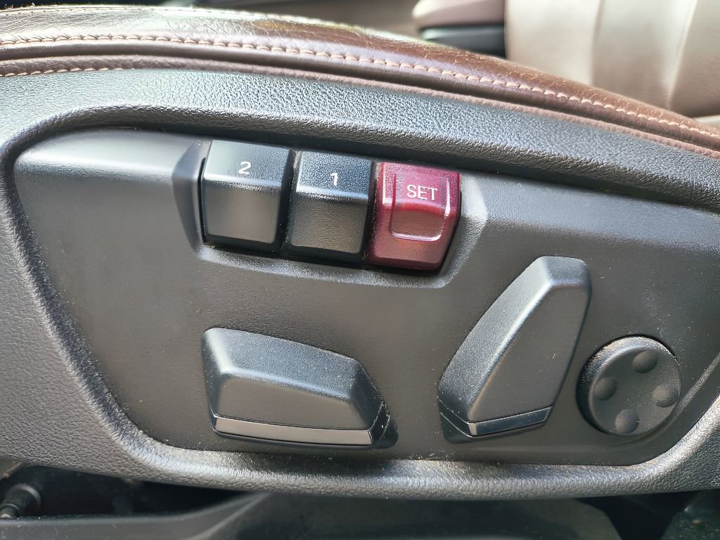 Used 2017 BMW X1 xDrive28i image 12