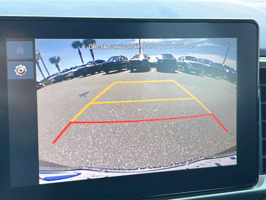 Used 2026 Hyundai Venue SEL FWD image 17