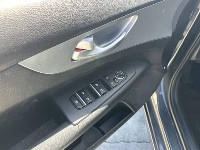 Certified 2023 Kia Forte LXS w/ LXS Technology Package image 15