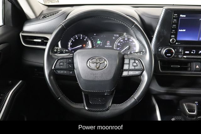 Used 2022 Toyota Highlander XLE FWD image 7