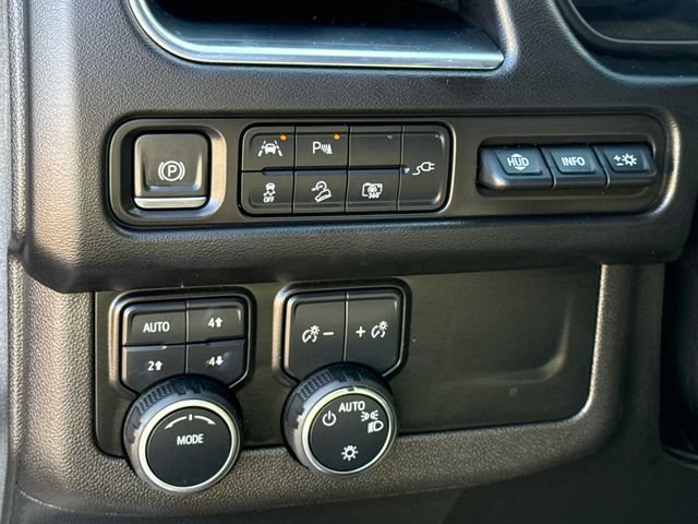 Used 2022 Chevrolet Tahoe Premier AWD/4WD image 24