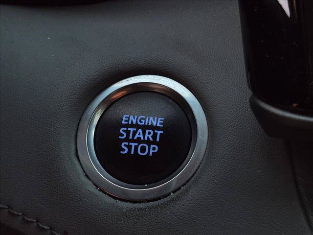 Used 2021 Toyota Highlander LE FWD image 16