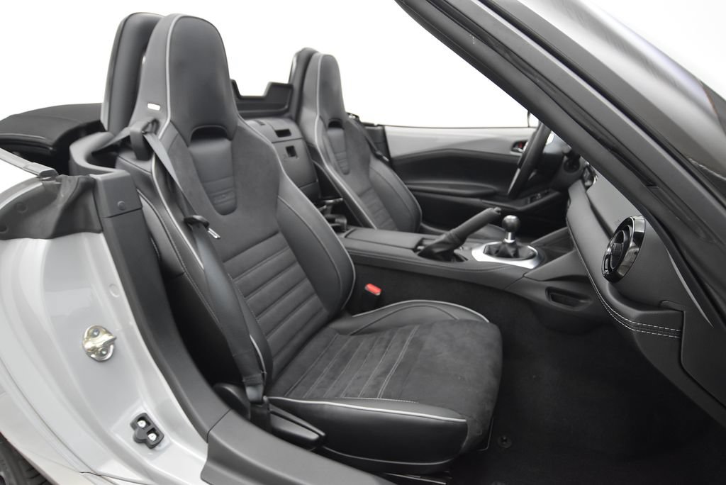 Used 2025 MAZDA MX-5 Miata Club w/ Brembo/BBS Recaro Package RWD image 28