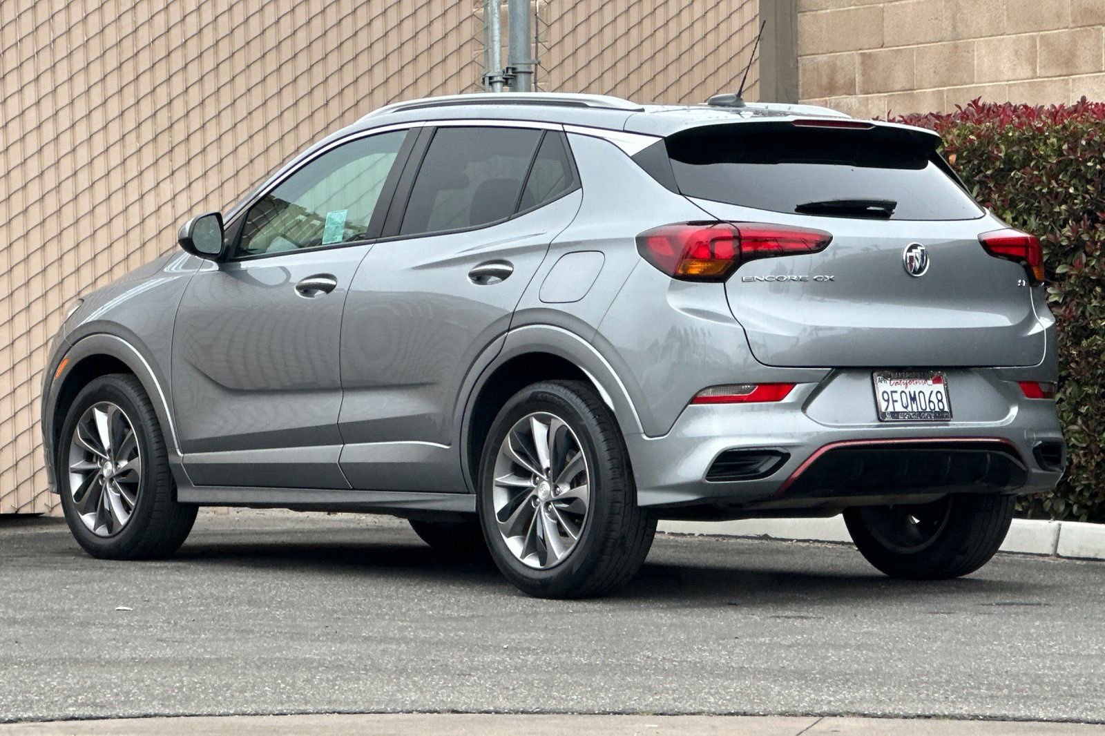 Certified 2023 Buick Encore GX Select w/ Sport Touring Package image 6