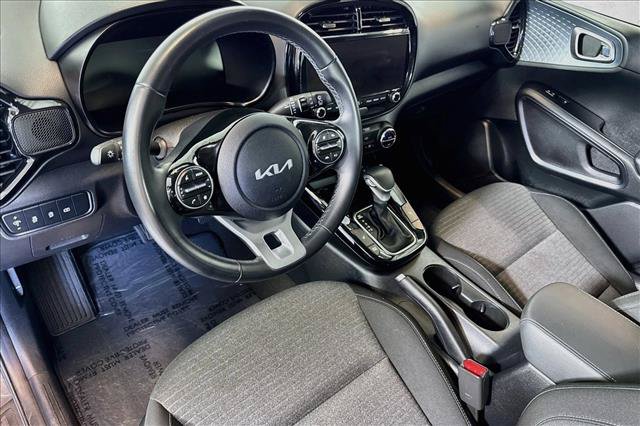 Used 2023 Kia Soul EX FWD image 9