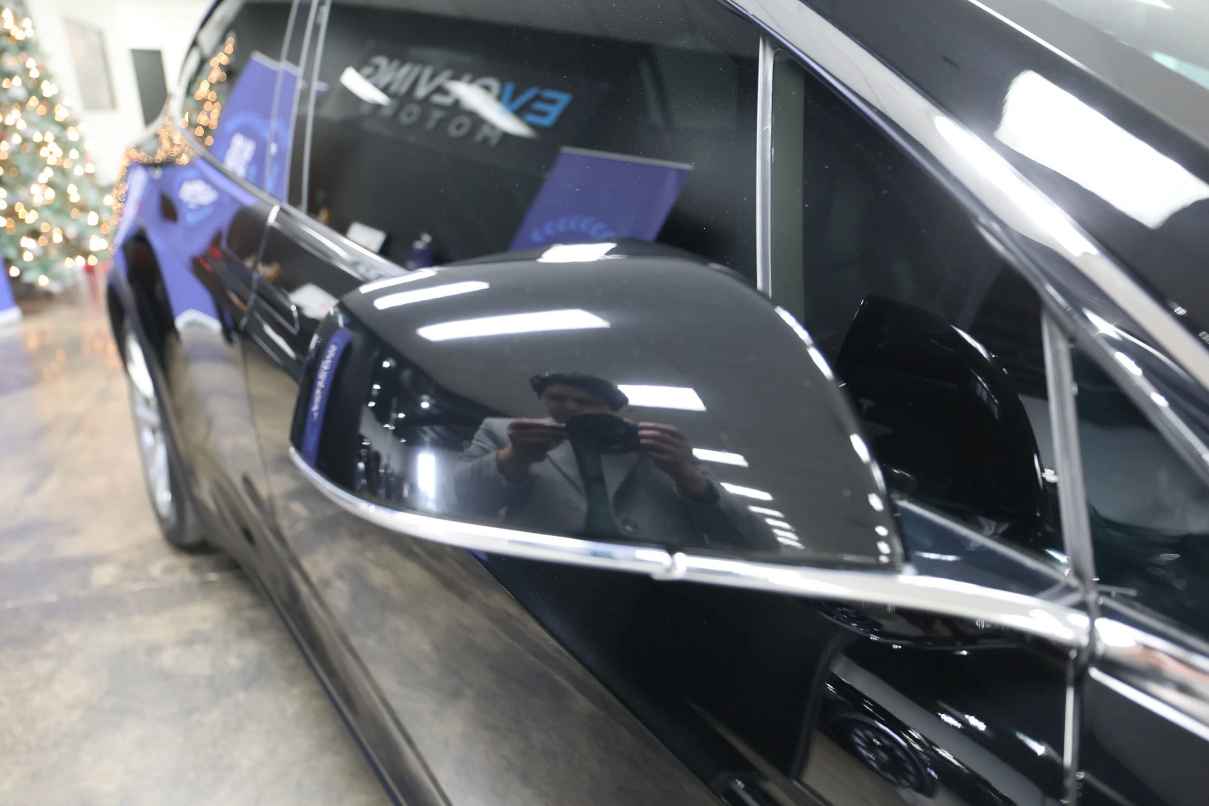 Used 2018 Tesla Model X 75D image 15