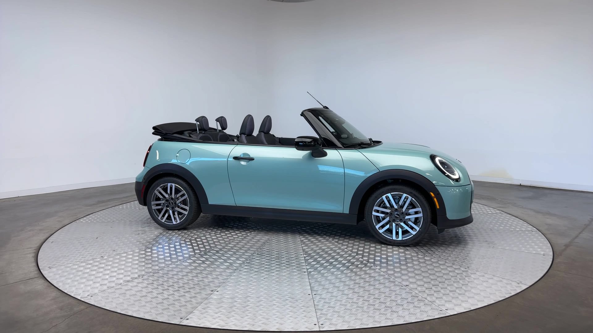 New 2026 MINI Cooper S FWD image 9
