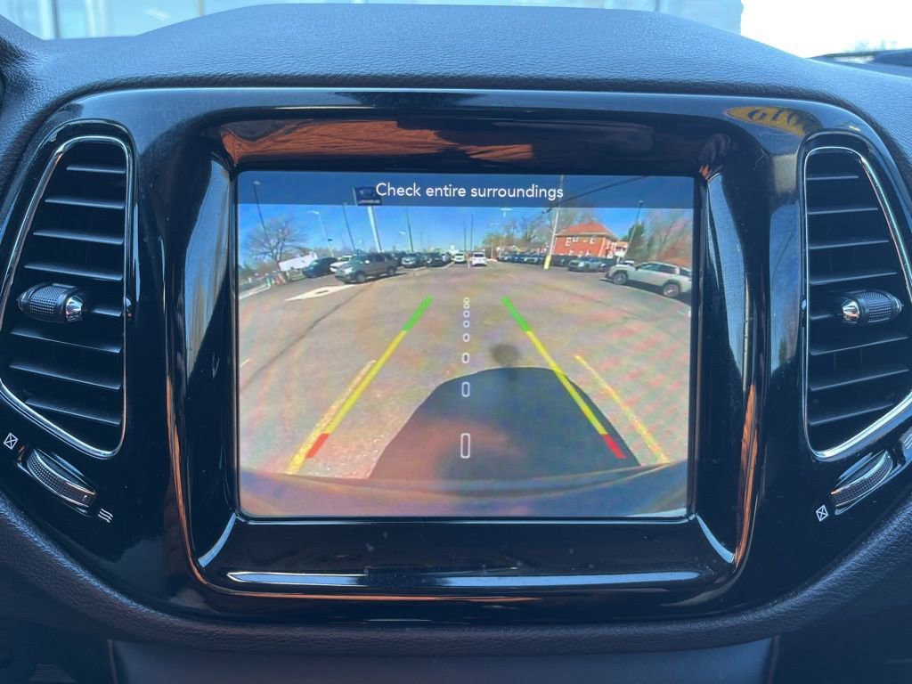 Used 2019 Jeep Compass Limited image 17