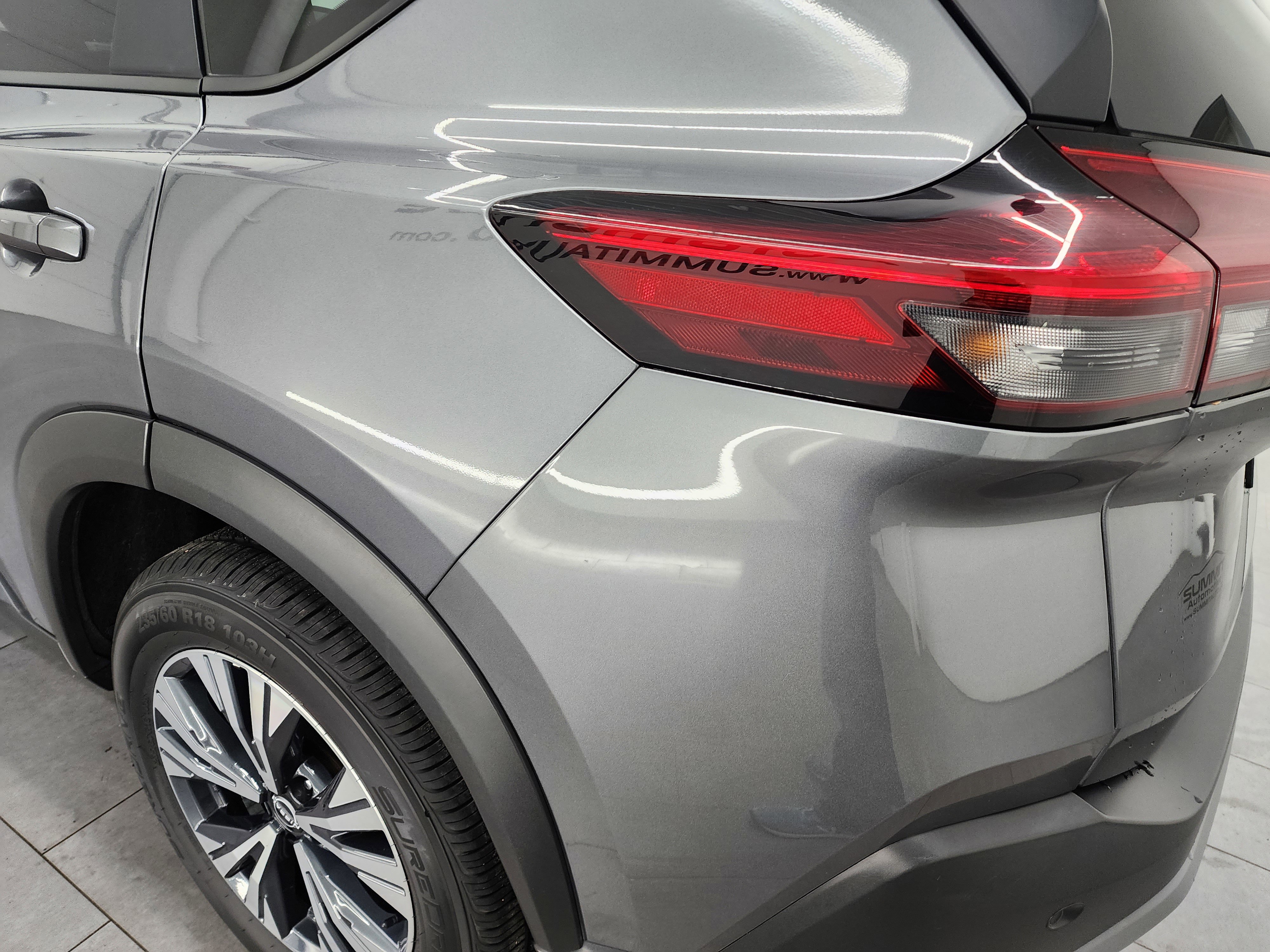 Used 2023 Nissan Rogue SV image 30