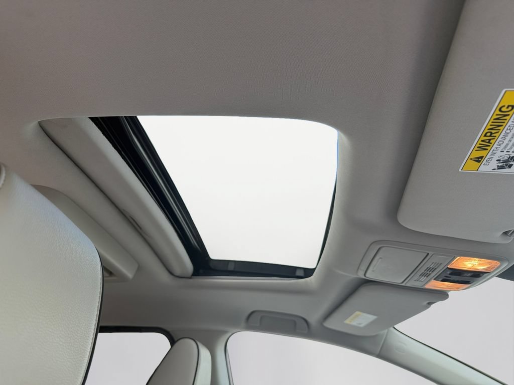 Used 2025 Honda Odyssey Touring image 17