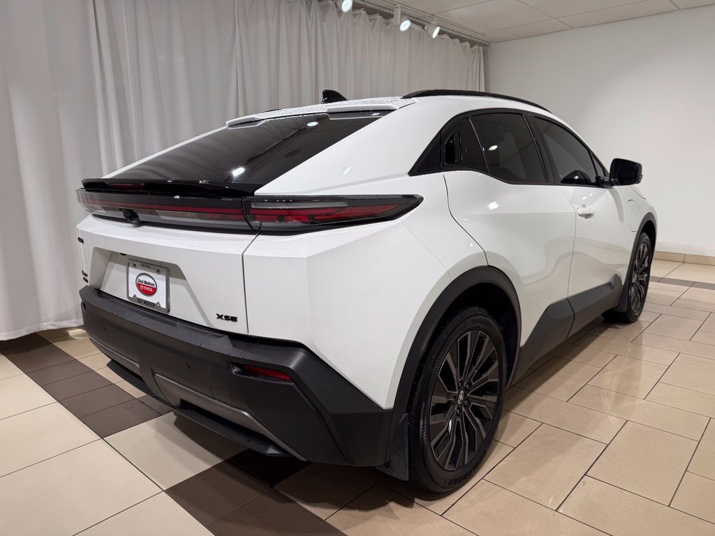 Certified 2026 Toyota C-HR AWD/4WD image 5