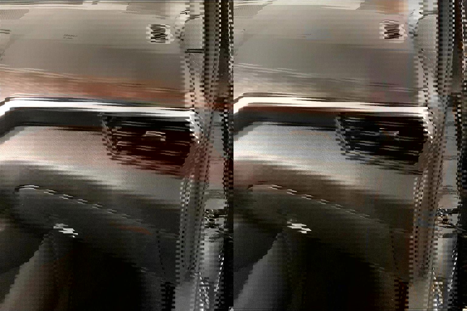 Used 2025 Nissan Altima 2.5 SV image 16