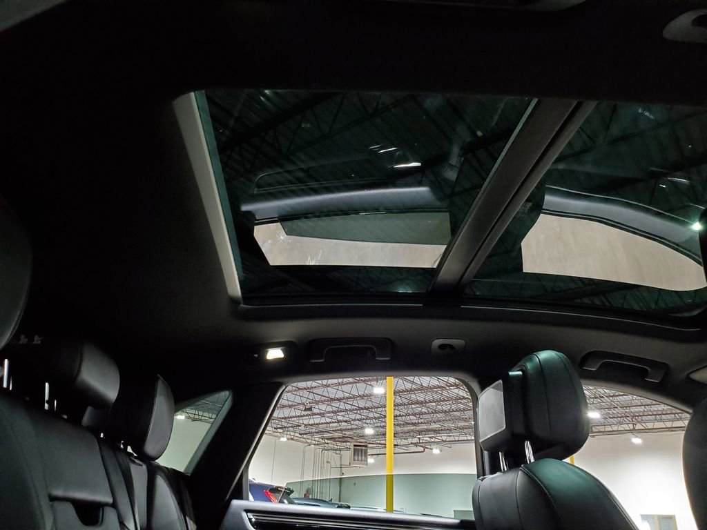 Used 2020 Porsche Macan image 23