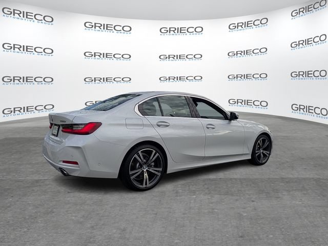 Used 2024 BMW 330i Sedan w/ Convenience Package RWD image 7