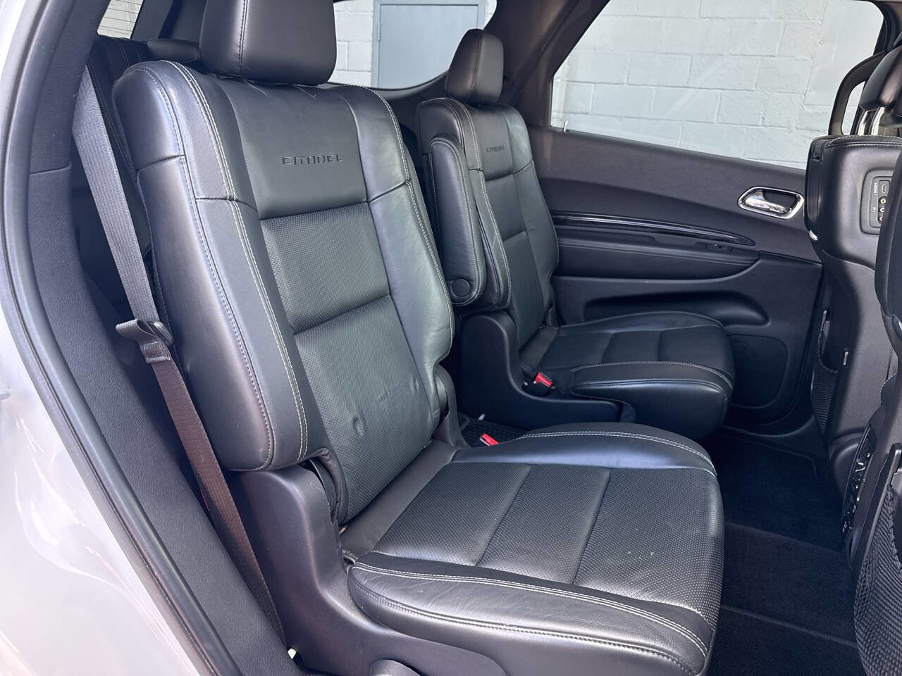 Used 2015 Dodge Durango Citadel w/ Technology Group AWD/4WD image 25