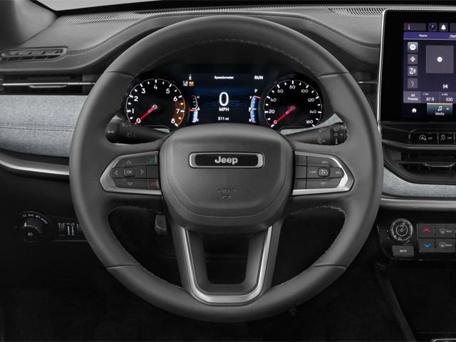 Used 2023 Jeep Compass Limited w/ Sun and Sound Group AWD/4WD image 8