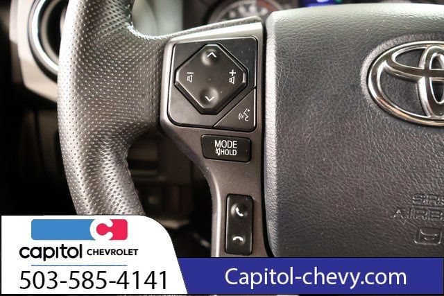 Used 2019 Toyota Tacoma TRD Off-Road w/ TRD Premium Off Road Package AWD/4WD image 20