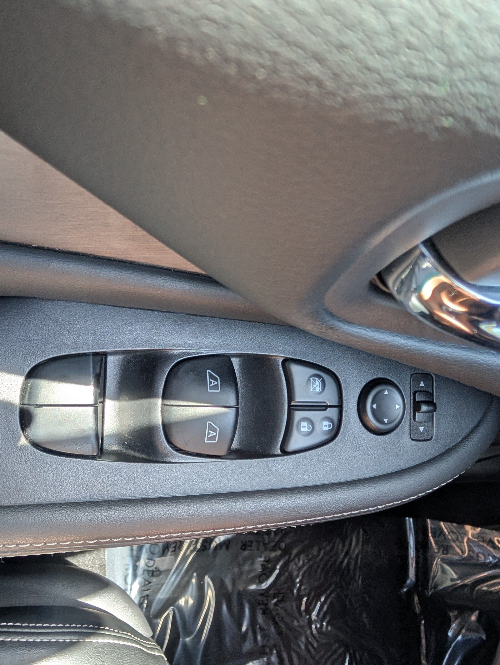Certified 2024 Nissan Murano SV FWD image 34