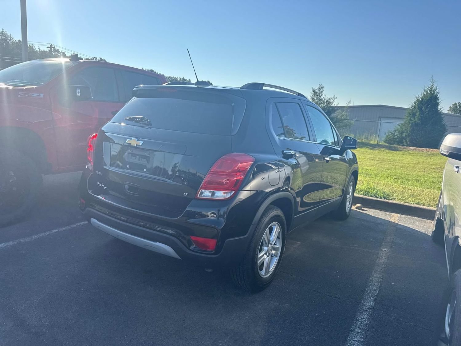 Used 2020 Chevrolet Trax LT w/ LT Convenience Package FWD image 15