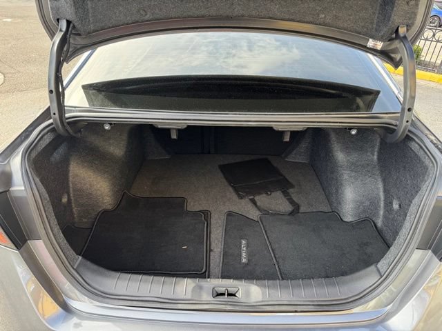 Used 2024 Nissan Altima 2.5 SV w/ SV Premium Package FWD image 9